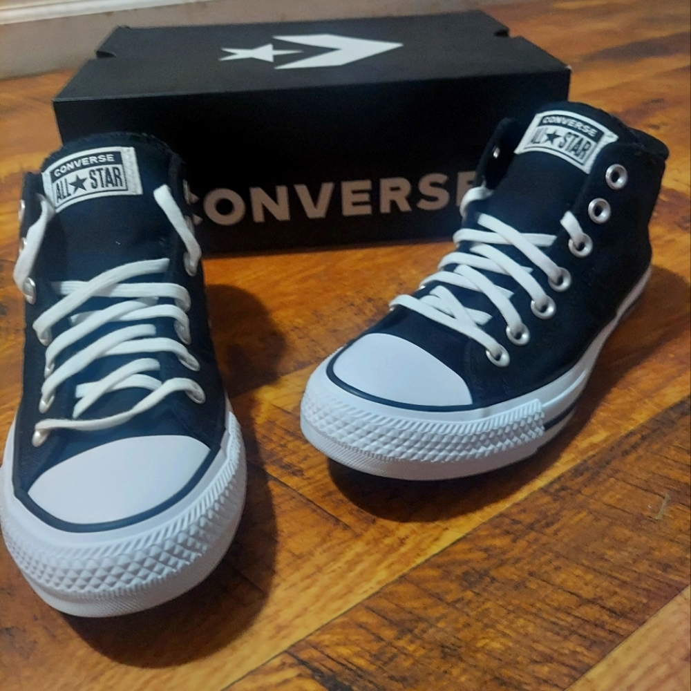 NWT Converse CTAS Madison Mid Black